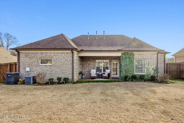 552 Benton Drive, Nesbit, MS 38651