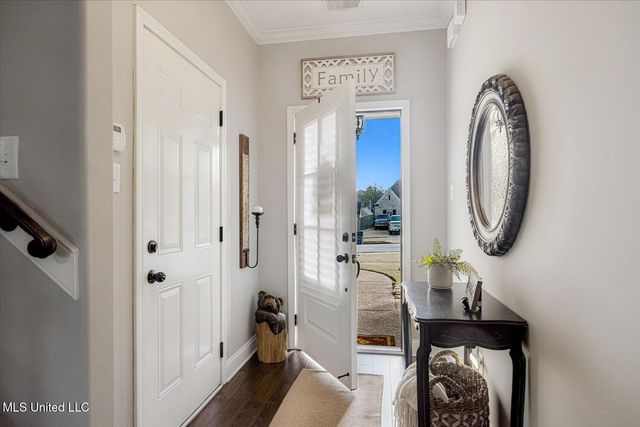 552 Benton Drive, Nesbit, MS 38651