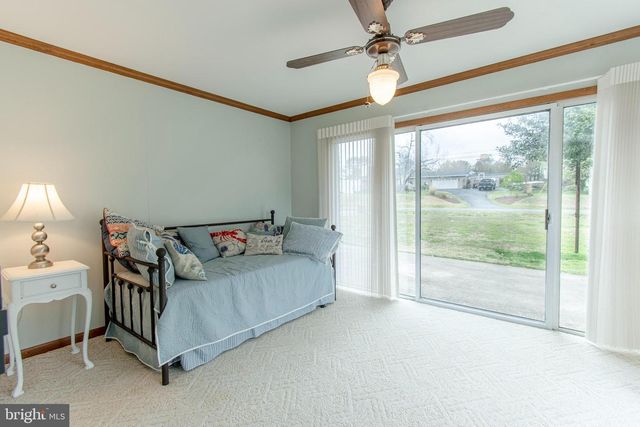 2 NANTICOKE RD, Cambridge, MD 21613