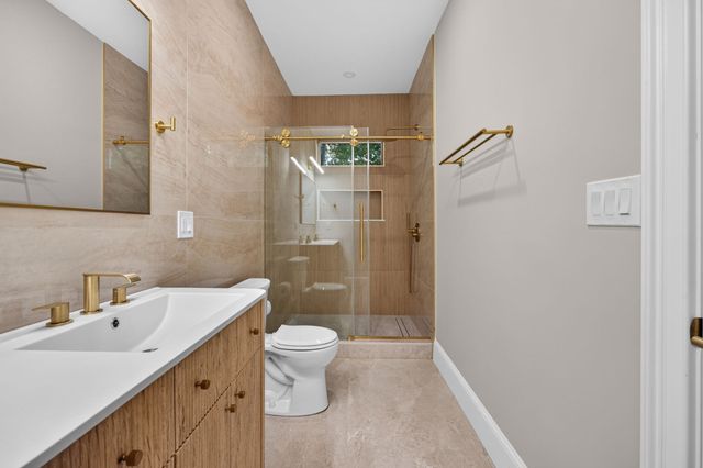 737 Somerville Ave A, Somerville, MA 02143