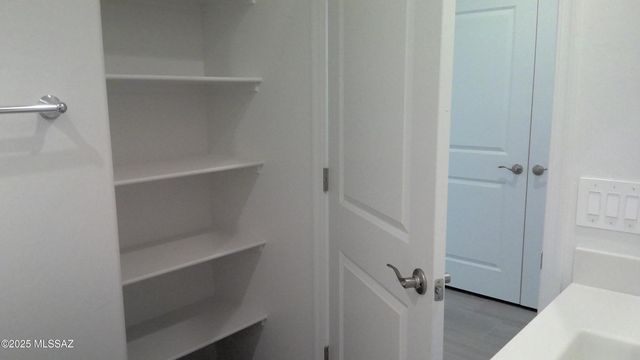 10381 W Granderson Street, Marana, AZ 85653