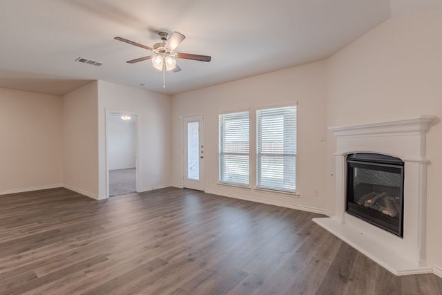 2902 Trusting Way, Aubrey, TX 76227