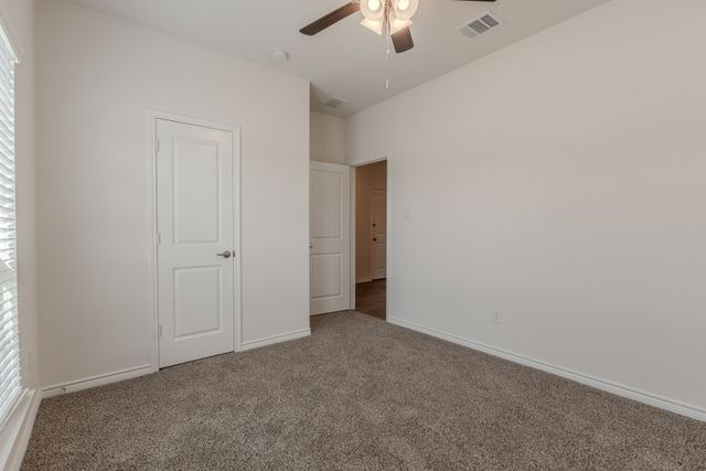 2902 Trusting Way, Aubrey, TX 76227