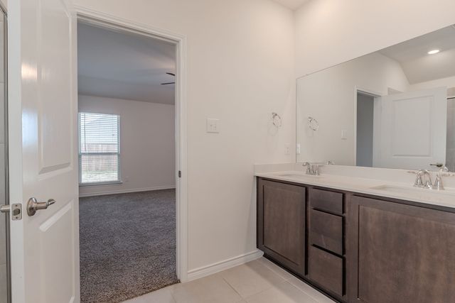 2902 Trusting Way, Aubrey, TX 76227