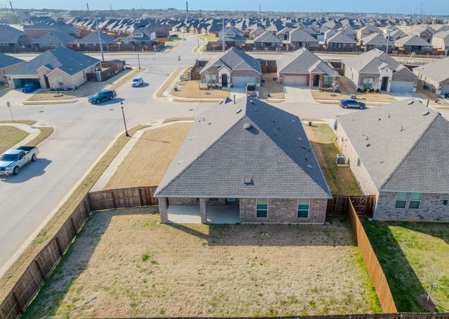 2902 Trusting Way, Aubrey, TX 76227