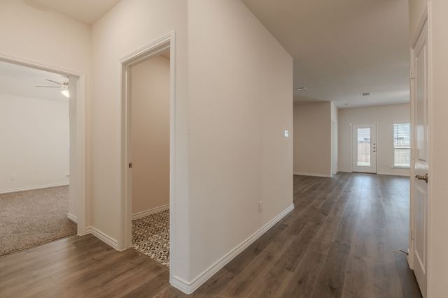 2902 Trusting Way, Aubrey, TX 76227