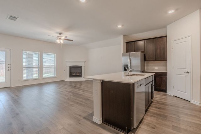 2902 Trusting Way, Aubrey, TX 76227