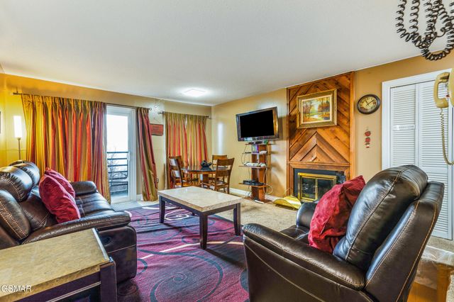 1260 Ski View Drive, Gatlinburg, TN 37738