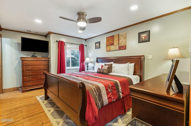 1260 Ski View Drive, Gatlinburg, TN 37738