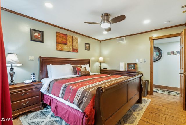 1260 Ski View Drive, Gatlinburg, TN 37738