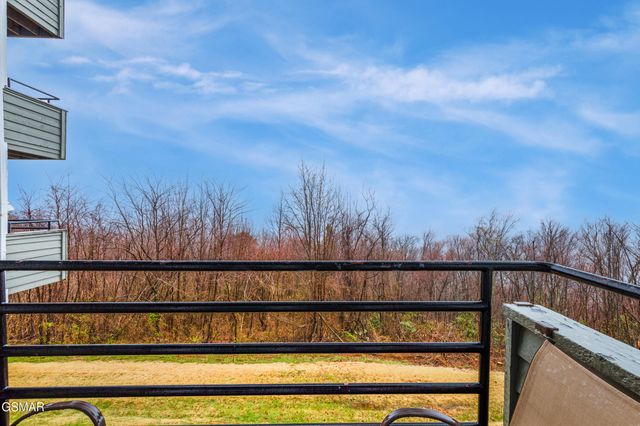 1260 Ski View Drive, Gatlinburg, TN 37738