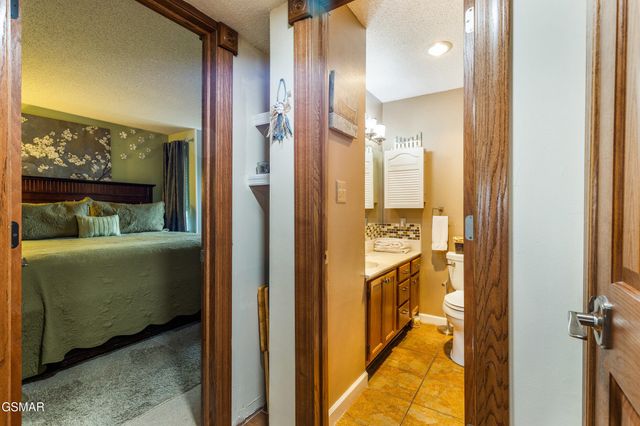 1260 Ski View Drive, Gatlinburg, TN 37738