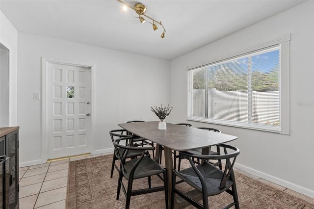 4602 W BAY VILLA AVENUE, Tampa, FL 33629
