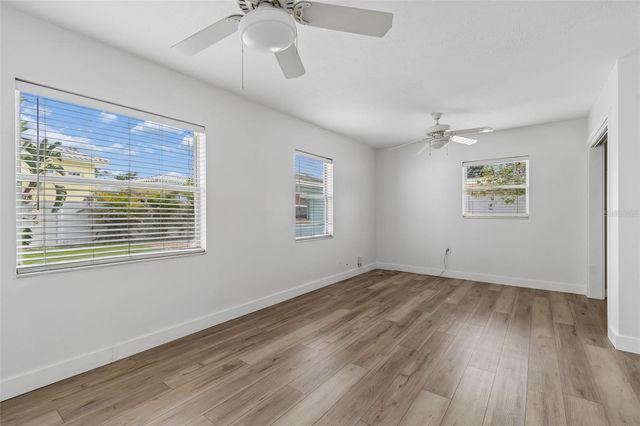 4602 W BAY VILLA AVENUE, Tampa, FL 33629