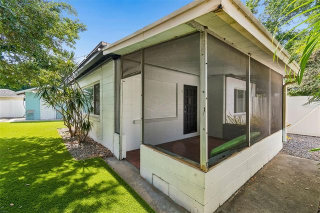 4602 W BAY VILLA AVENUE, Tampa, FL 33629