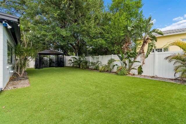 4602 W BAY VILLA AVENUE, Tampa, FL 33629