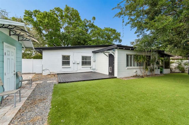 4602 W BAY VILLA AVENUE, Tampa, FL 33629
