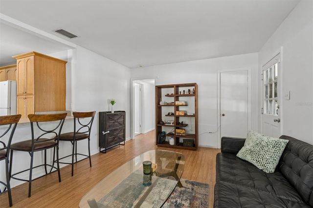 4602 W BAY VILLA AVENUE, Tampa, FL 33629