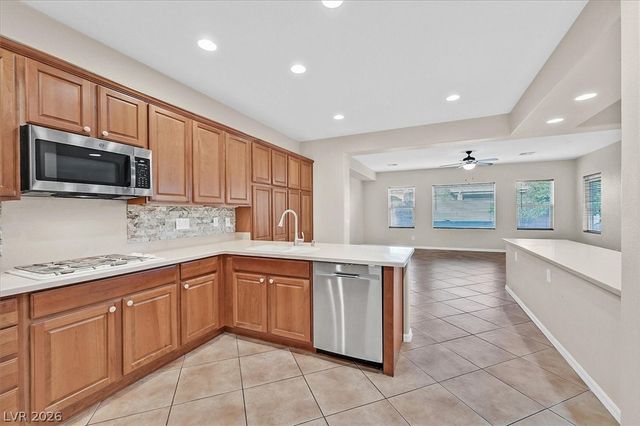 7341 Royal Melbourne Drive, Las Vegas, NV 89131