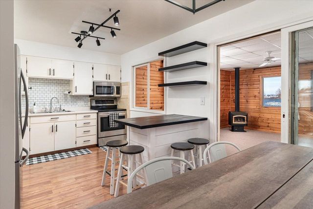 416 Sherry LANE, Viroqua, WI 54665