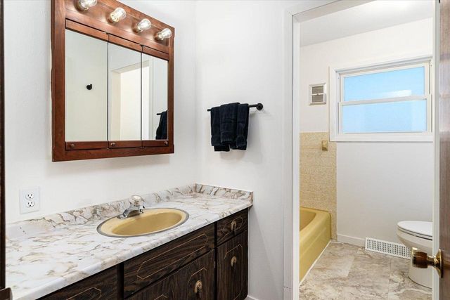 416 Sherry LANE, Viroqua, WI 54665