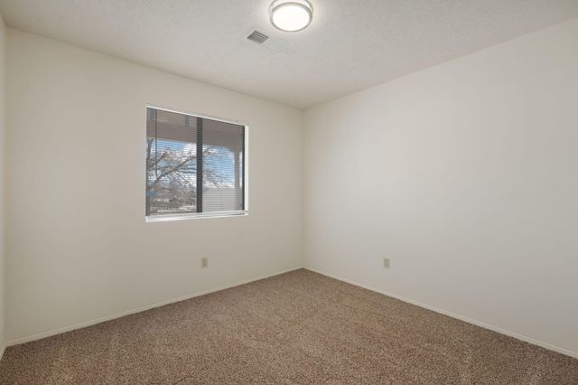 6501 Blue Quail Road NE, Rio Rancho, NM 87144