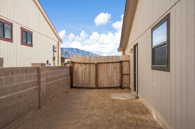 6501 Blue Quail Road NE, Rio Rancho, NM 87144