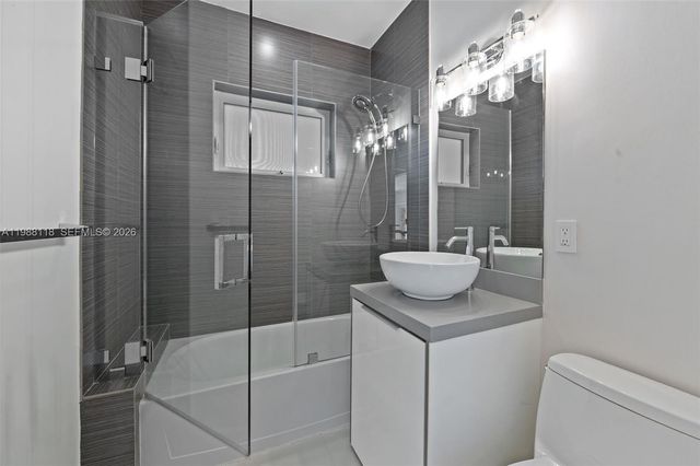 1530 Zuleta Ave, Coral Gables, FL 33146