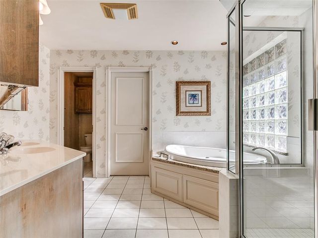 15301 Rocky Mountain Drive, Edmond, OK 73013