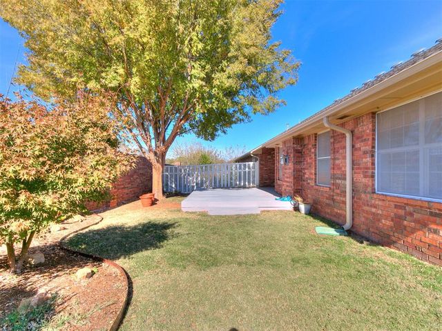 15301 Rocky Mountain Drive, Edmond, OK 73013
