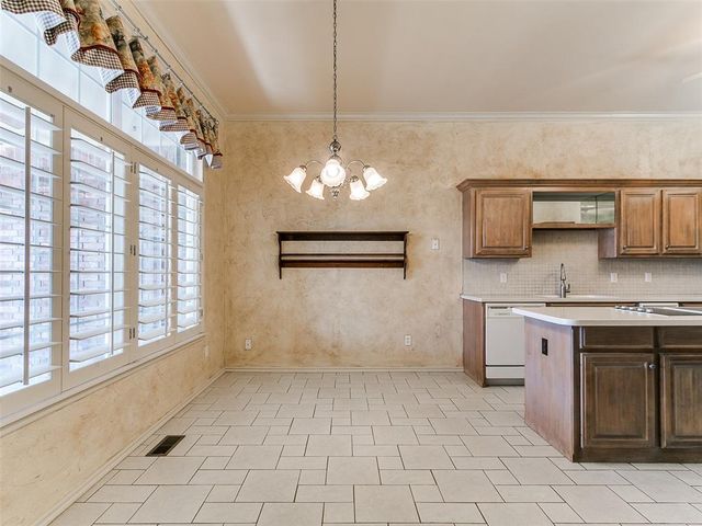 15301 Rocky Mountain Drive, Edmond, OK 73013