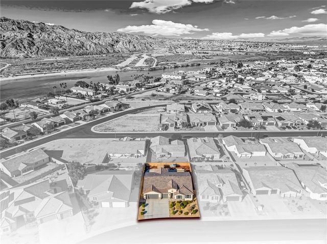 477 Paddock Drive, Bullhead City, AZ 86442