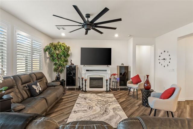 477 Paddock Drive, Bullhead City, AZ 86442