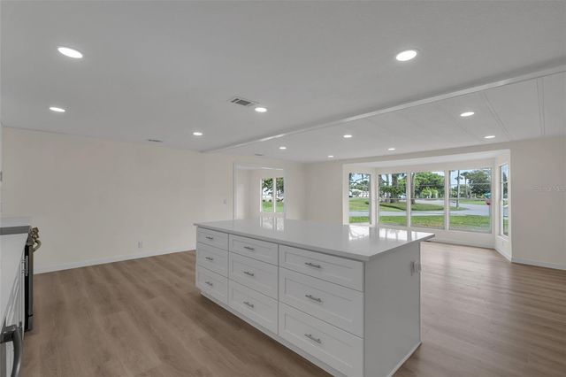 2153 OAK GROVE DRIVE 73, Zellwood, FL 32798