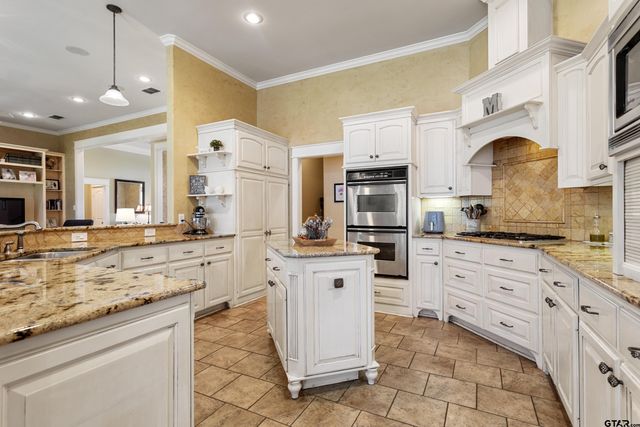 2123 Winthrop Ct., Tyler, TX 75703