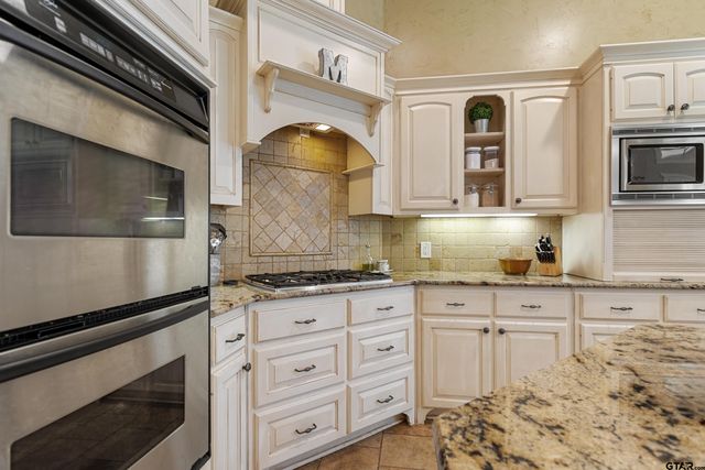 2123 Winthrop Ct., Tyler, TX 75703