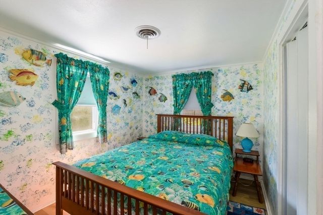 41 Bassett Lane, Dennis, MA 02639