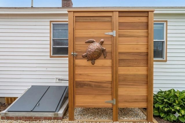 41 Bassett Lane, Dennis, MA 02639