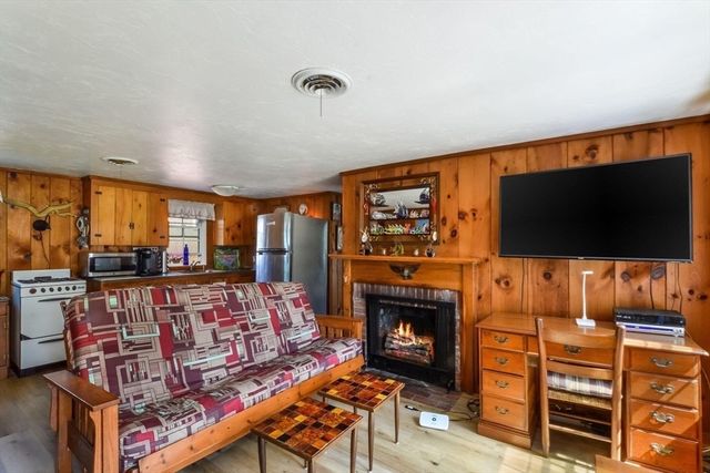 41 Bassett Lane, Dennis, MA 02639