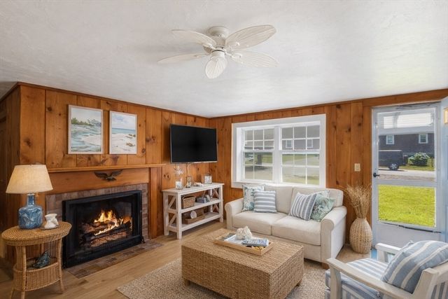 41 Bassett Lane, Dennis, MA 02639