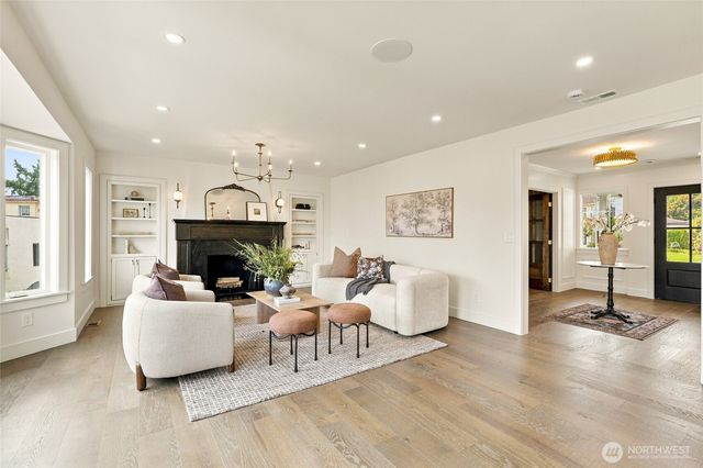 5157 NE Latimer Place, Seattle, WA 98105