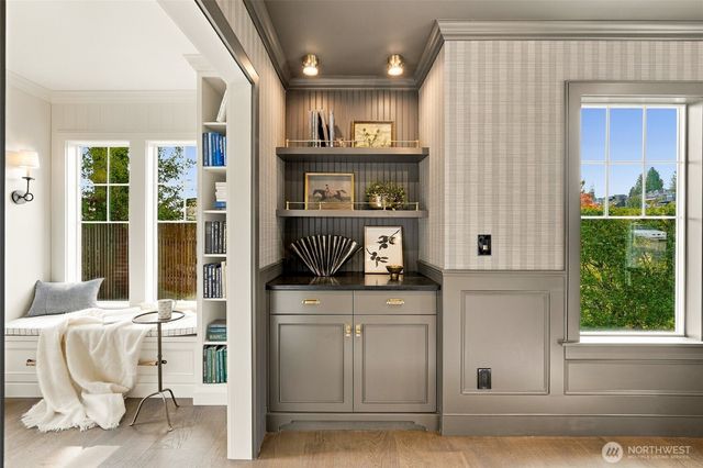 5157 NE Latimer Place, Seattle, WA 98105