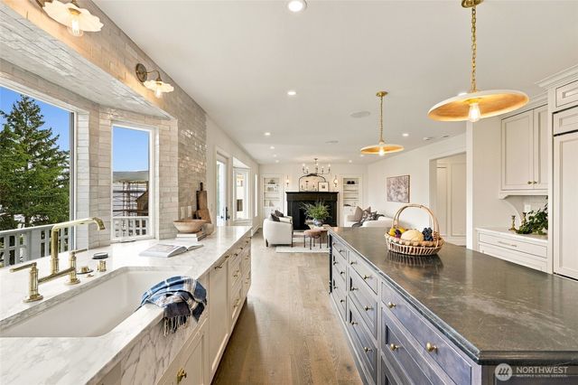 5157 NE Latimer Place, Seattle, WA 98105