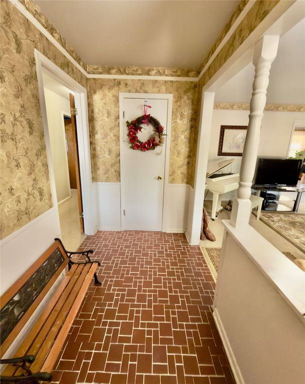 1552 Montclair Drive, Fort Worth, TX 76103 — photo 3