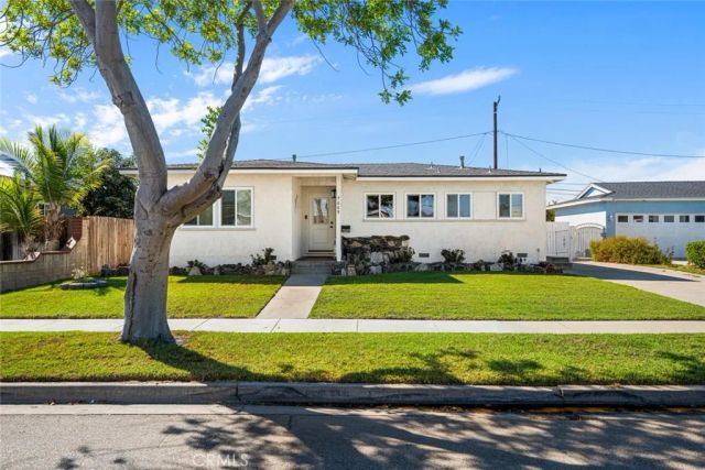 7889 La Casa Way, Buena Park, CA 90620
