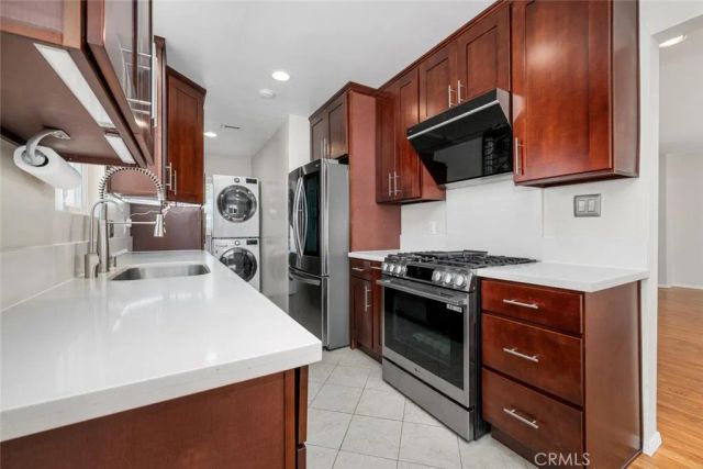 7889 La Casa Way, Buena Park, CA 90620
