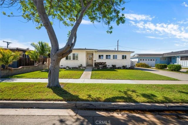7889 La Casa Way, Buena Park, CA 90620