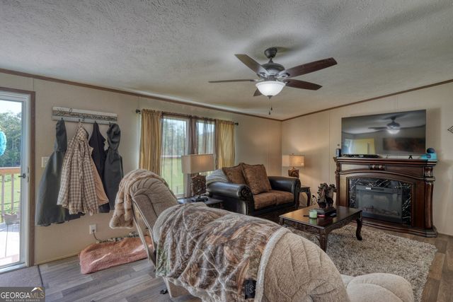 9656 Phillips Road, Young Harris, GA 30582