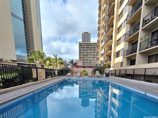 2140 Kuhio Avenue 2010, Honolulu, HI 96815