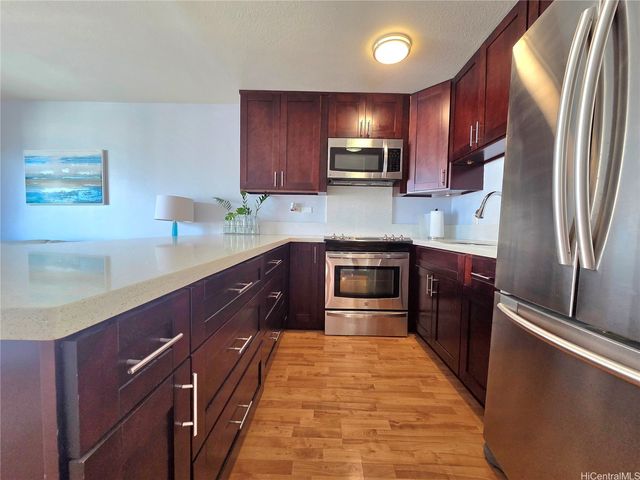 2140 Kuhio Avenue 2010, Honolulu, HI 96815